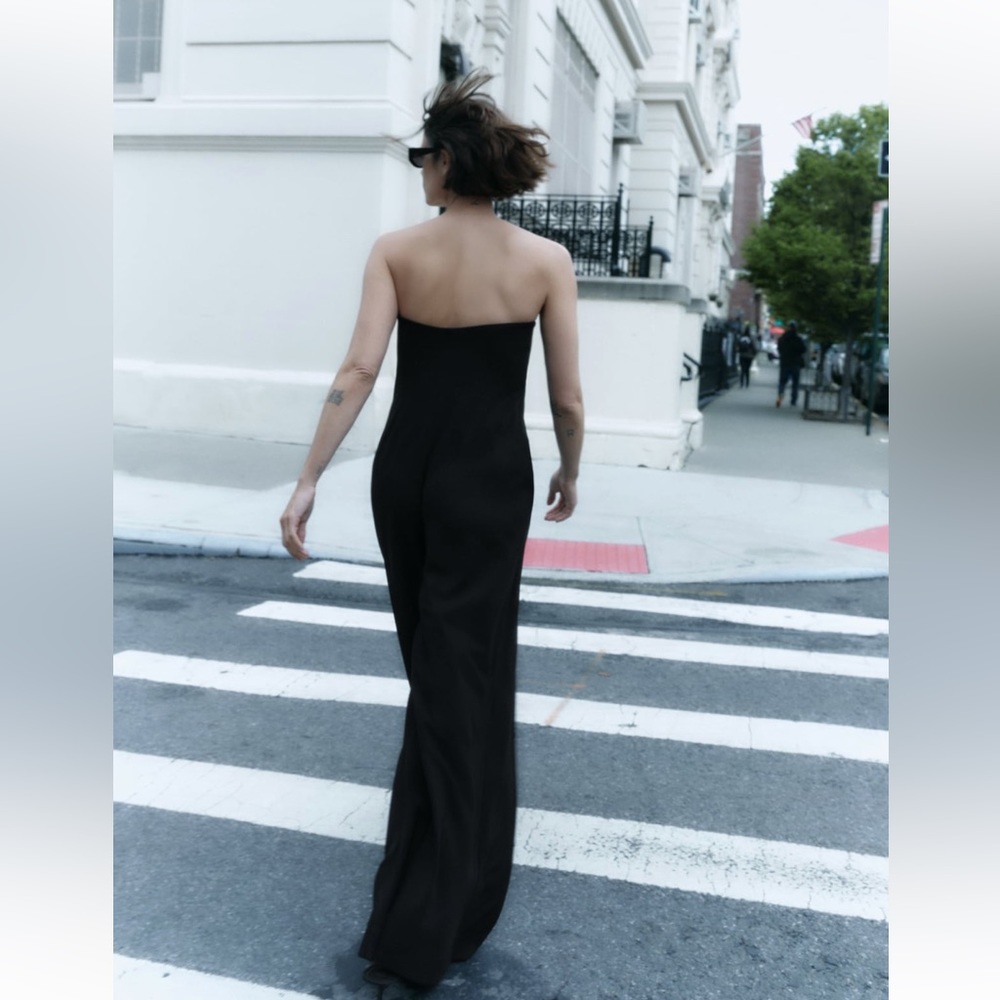 Zara VOLUMINOUS STRAPLESS JUMPSUIT. Black. Size XS. New with Tags.